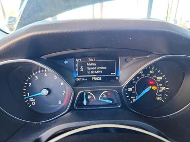 Vedere 2015 FORD FOCUS SE, unghi 9