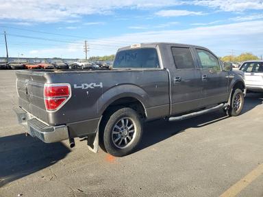 منظر 2009 FORD F150 SUPERCREW، زاوية 3