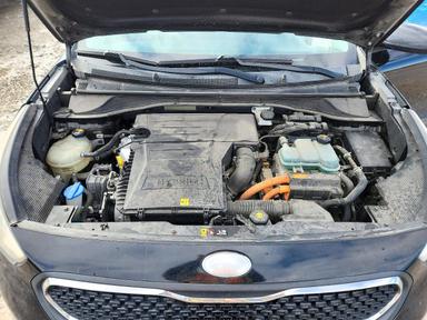 منظر 2018 KIA NIRO LX، زاوية 11