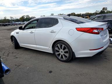 منظر 2012 KIA OPTIMA SX، زاوية 2