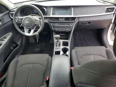 Vista de 2020 KIA OPTIMA LX, ángulo 8