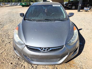 Vedere 2013 HYUNDAI ELANTRA GLS, unghi 5