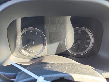 2016 HYUNDAI TUCSON SE view, angle 9