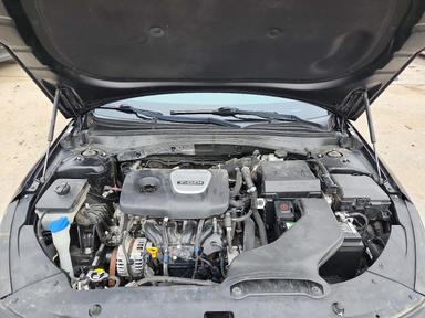 Vue de 2019 KIA OPTIMA EX, angle 12