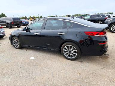 Vue de 2019 KIA OPTIMA EX, angle 3