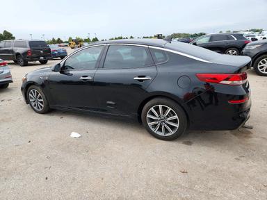 Vue de 2019 KIA OPTIMA EX, angle 2