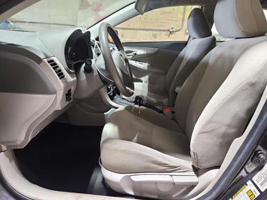 Vista de 2009 TOYOTA COROLLA LE, ángulo 7