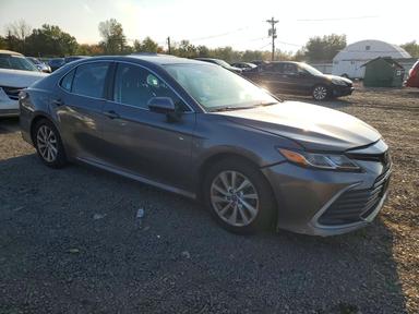 Vedere 2021 TOYOTA CAMRY LE, unghi 4
