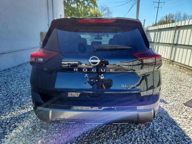 Вид 2026 NISSAN ROGUE SL, угол 6