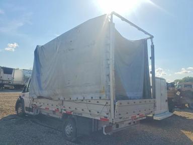 Vista de 2019 RAM PROMASTER 3500 - CURTAIN SIDE TRUCK, ángulo 2