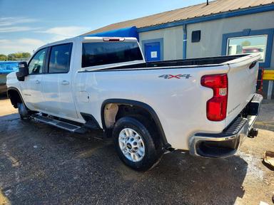 Вид 2026 CHEVROLET SILVERADO K2500 HEAVY DUTY LT, угол 2