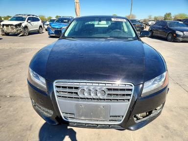 Vue de 2010 AUDI A5 PREMIUM PLUS, angle 5