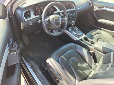 Vue de 2010 AUDI A5 PREMIUM PLUS, angle 8