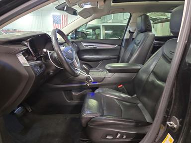 منظر 2017 CADILLAC XT5 LUXURY، زاوية 7