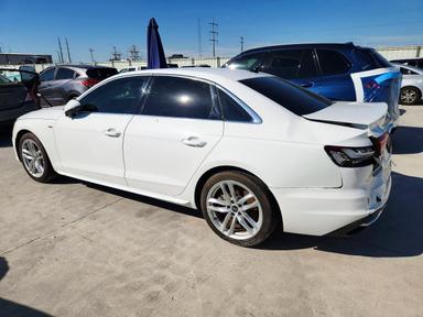 Vue de 2024 AUDI A4 PREMIUM PLUS 45, angle 2