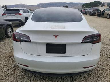 Vista de 2019 TESLA MODEL 3, ángulo 6