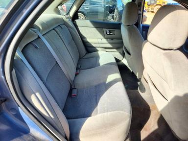 Вид 2000 FORD TAURUS SEL, угол 10