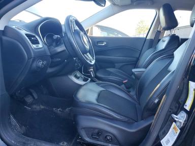 Vista de 2018 JEEP COMPASS LATITUDE, ángulo 7