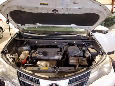 Vue de 2013 TOYOTA RAV4 LIMITED, angle 12