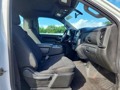 Vue de 2020 CHEVROLET SILVERADO C1500, angle 10