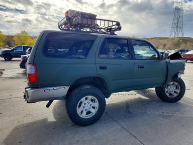 Vedere 1998 TOYOTA 4RUNNER SR5, unghi 3