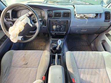 Vedere 1998 TOYOTA 4RUNNER SR5, unghi 8
