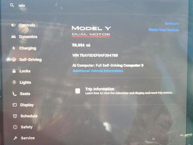 Vue de 2022 TESLA MODEL Y, angle 9