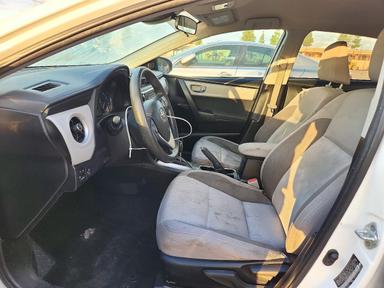 Вид 2017 TOYOTA COROLLA L, угол 7