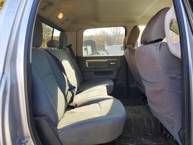 Vue de 2013 RAM 2500 SLT, angle 10