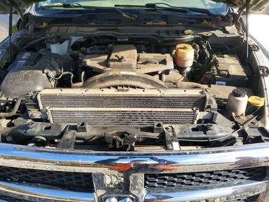 Vue de 2013 RAM 2500 SLT, angle 11