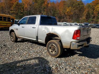 Vue de 2013 RAM 2500 SLT, angle 2