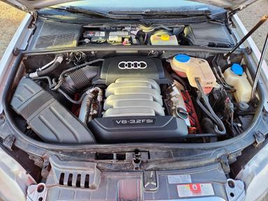Vista de 2008 AUDI A4 3.2 AVANT QUATTRO, ángulo 11