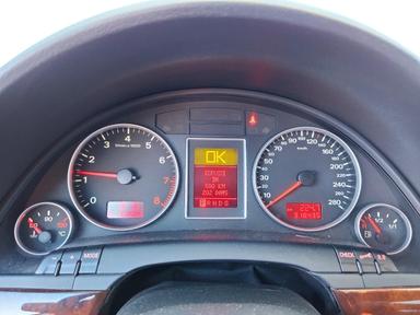 Vista de 2008 AUDI A4 3.2 AVANT QUATTRO, ángulo 9