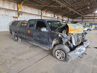 Вид 2002 CHEVROLET SILVERADO K2500 HEAVY DUTY, угол 4