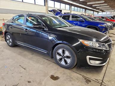 2013 KIA OPTIMA HYBRID view, angle 4
