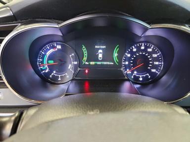 2013 KIA OPTIMA HYBRID view, angle 9