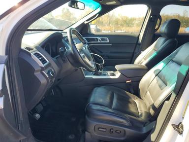 Vista de 2015 FORD EXPLORER XLT, ángulo 7