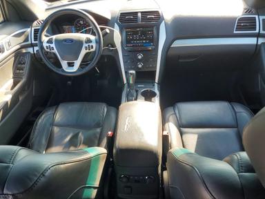 Vista de 2015 FORD EXPLORER XLT, ángulo 8