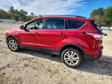 Вид 2018 FORD ESCAPE SE, угол 2