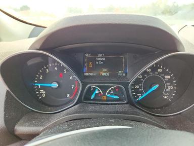 Вид 2018 FORD ESCAPE SE, угол 9