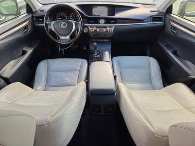 2015 LEXUS ES 350 view, angle 8