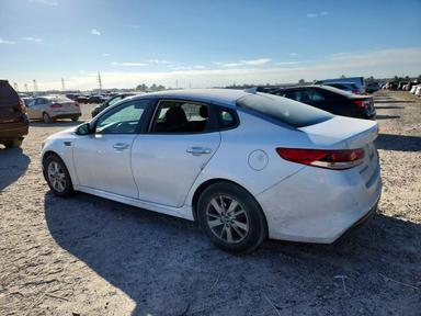 Вид 2018 KIA OPTIMA LX, угол 2