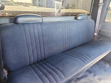 منظر 1998 GMC SIERRA C2500، زاوية 10