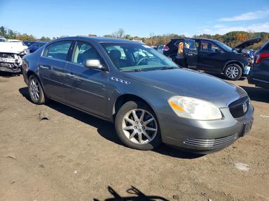 Vue de 2006 BUICK LUCERNE CXL, angle 4