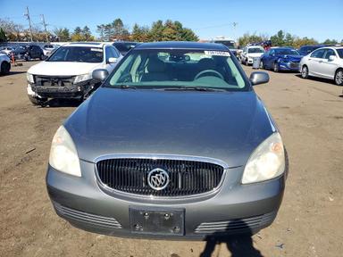 Vue de 2006 BUICK LUCERNE CXL, angle 5