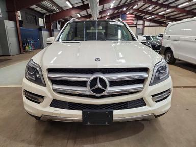 Вид 2013 MERCEDES-BENZ GL 450 4MATIC, угол 5