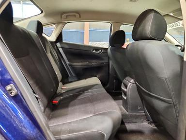 Вид 2019 NISSAN SENTRA S, угол 10
