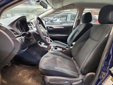 Вид 2019 NISSAN SENTRA S, угол 7