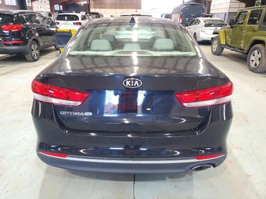 Vista de 2016 KIA OPTIMA LX, ángulo 6