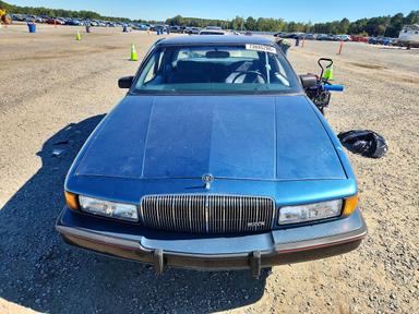 1990 BUICK REGAL CUSTOM view, angle 5